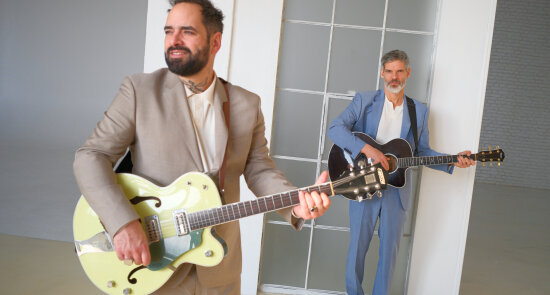 Jarní turné Twin Flames: Republic of Two